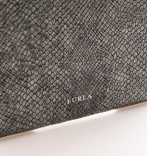 Cubierta Línea HIGH TECH ACERO - Fundas para tablet & Organizer