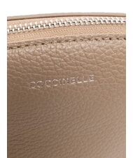 COCCINELLE AGATEA Estuche de belleza de cuero topo cálido - Carteras de mano & Neceser - 3