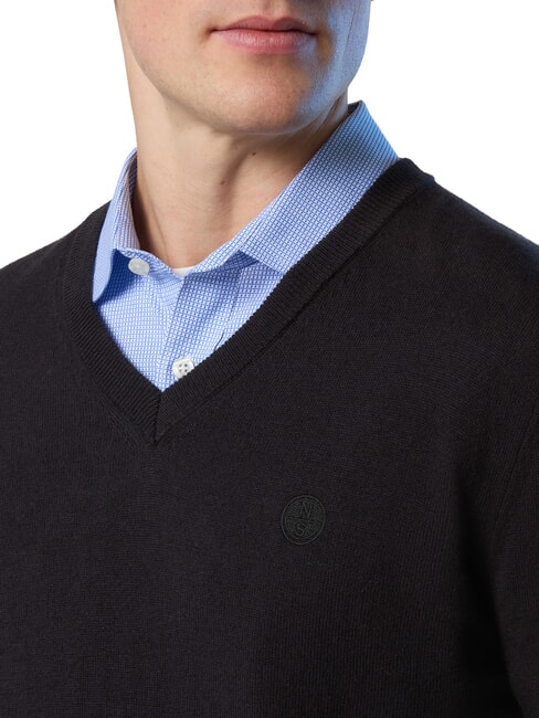 N|S Suéter de cuello en V negro - Suéteres de los hombres