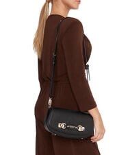 GUESS MIMINA Bolso de hombro con solapa NEGRO - Bolsos Mujer - 5