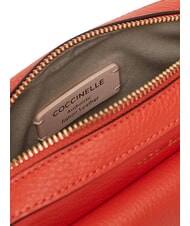 COCCINELLE BEAT SOFT Minibolso de piel con textura gazpacho - Bolsos Mujer - 5