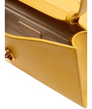 COCCINELLE DEW Bolso de hombro mediano en piel martillada soleado - Bolsos Mujer - 5