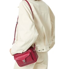 COCCINELLE BEAT COAT MONO Bolso bandolera para c&aacute;mara sangr&iacute;a - Bolsos Mujer - 5