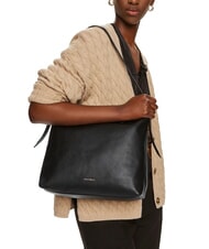 COCCINELLE MALORY Bolso de hombro de piel martillada negro - Bolsos Mujer - 5