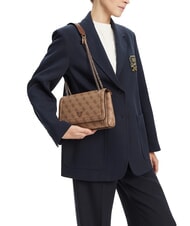 GUESS NOELLE 2 Bolso convertible con solapa logotipo de café con leche / marrón - Bolsos Mujer - 5