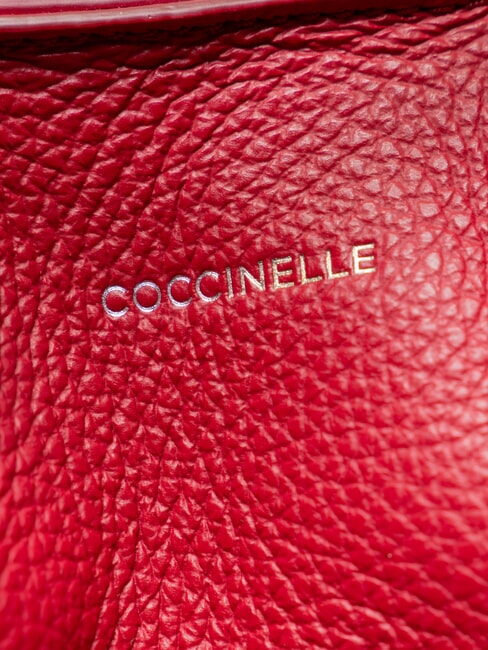 FLORES Bolso tote mediano de piel martillada sangr&iacute;a - Bolsos Mujer