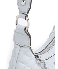 GUESS EVERLEE Bolso de hombro acolchado con charms azul brumoso - Bolsos Mujer - 3