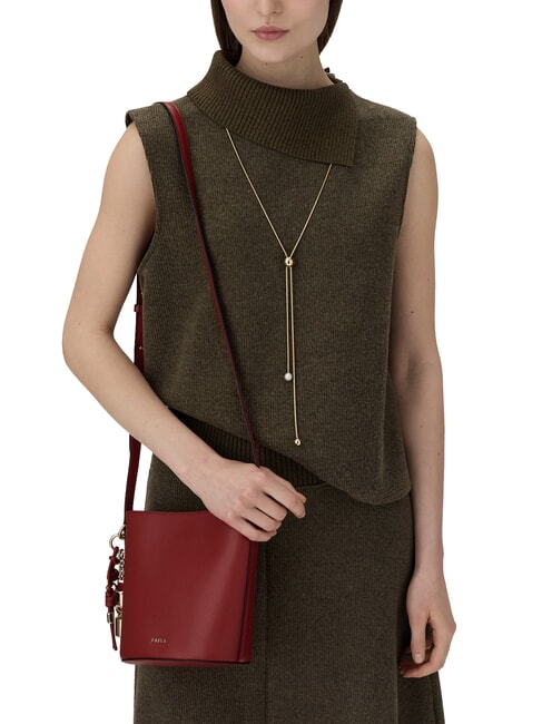 ROXIE Bolso bandolera tipo cubo de piel Ares CEREZA d - Bolsos Mujer