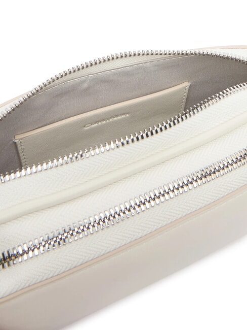 SIGNATURE LOGO STRAP Estuche para c&aacute;mara con doble funci&oacute;n lirio blanco - Bolsos Mujer