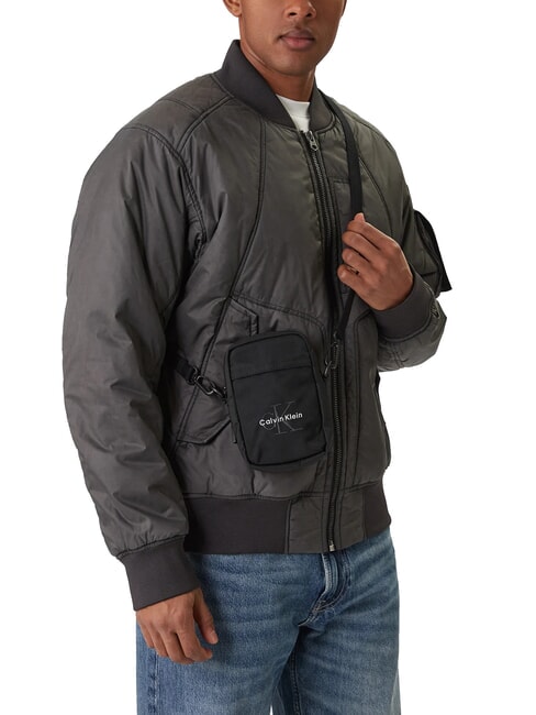 BOLD LOGO NYLON Bolso de hombro En negro - Bandoleras Hombre