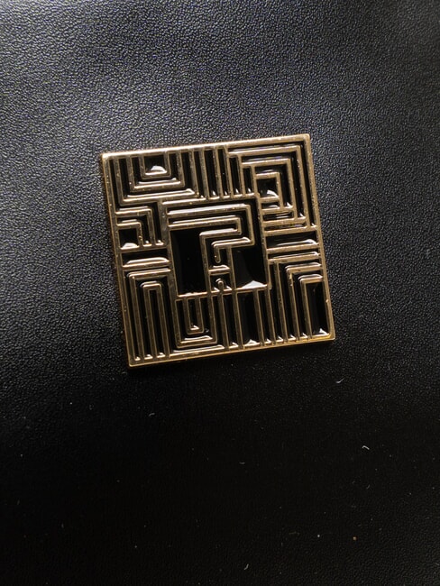 LUCY Estuche de belleza acampanado NEGRO - Neceser