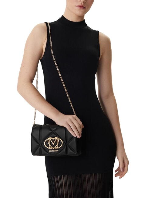 EMBOSSED Bolso de hombro con solapa negro - Bolsos Mujer