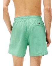 TOMMY HILFIGER TH Shorts de ba&ntilde;o con el logotipo de la bandera Fuerte verde - Trajes de ba&ntilde;o - 2