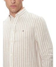 TOMMY HILFIGER TH Camisa de lino a rayas de corte regular ceniza de madera / raya de caf&eacute; helado - Camisas de hombre - 4