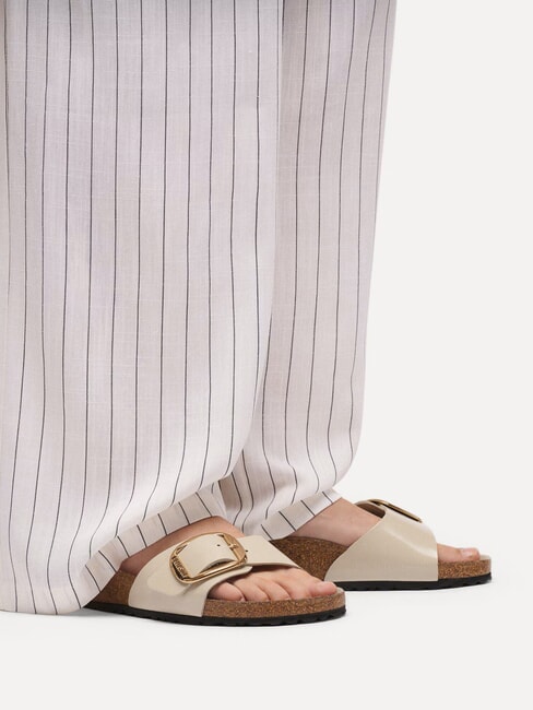 MADRID BIG BUCKLE sandalias de cuero ostra brillante - Zapatos Mujer