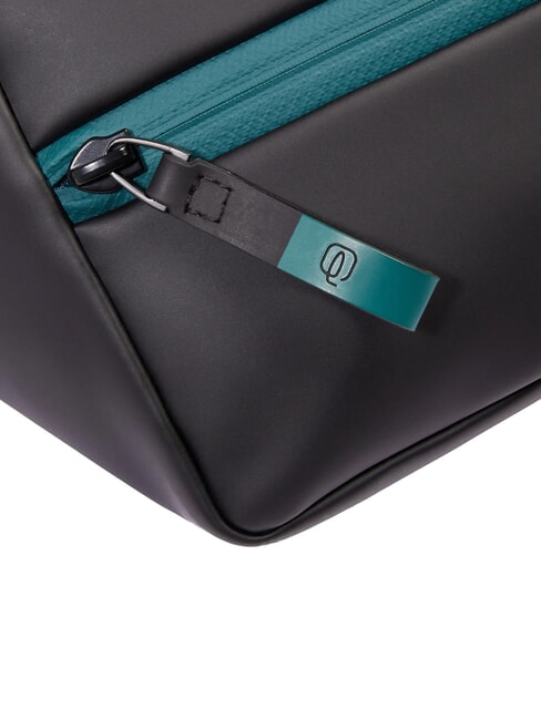 CORNER SPECIALE GOMMATO Ri&ntilde;onera impermeable negro - Ri&ntilde;oneras