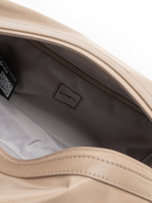 KARISSA EVO Art&iacute;culos esenciales para viajar marr&oacute;n nuez - Neceser