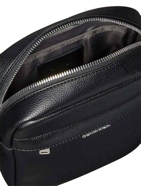 RAISED LOGO Bolso de hombro Puerta de Hierro - Bandoleras Hombre