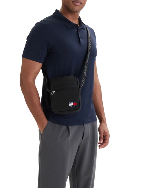 TJ ESS DAILY Bolsa de nailon reciclado negro - Bandoleras Hombre