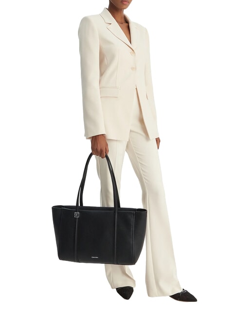 HARDWARE EMBLEM PEBB Bolsa de la compra En negro - Bolsos Mujer