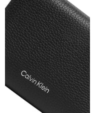 CALVIN KLEIN HARDWARE EMBLEM PEBB Cartera con cremallera, de piel. En negro - Carteras Mujer - 3
