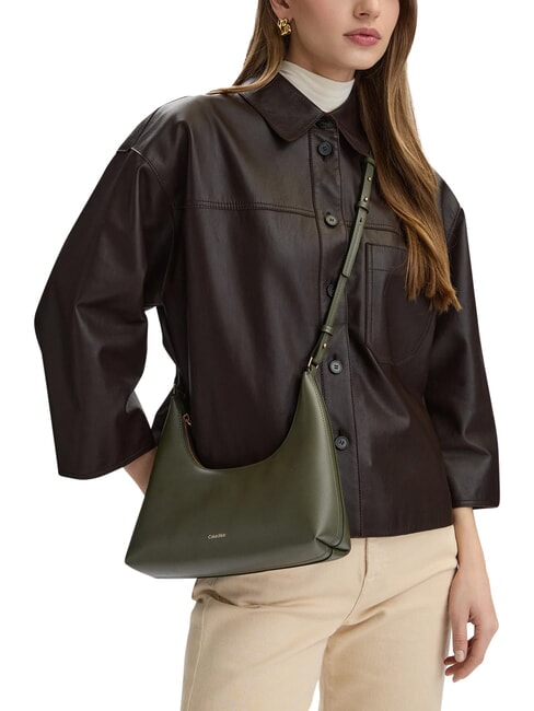 EMBOSSED LOGO Bolso de hombro, con correa para el hombro cipr&eacute;s - Bolsos Mujer