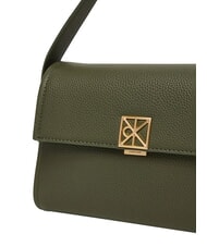 CALVIN KLEIN HARDWARE EMBLEM PEBB Bolso de mano con correa para el hombro. cipr&eacute;s - Bolsos Mujer - 4