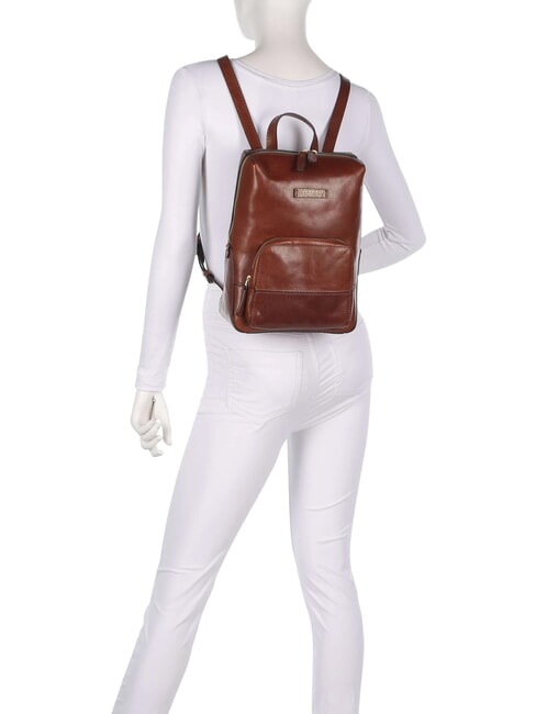 IOLANDA Mochila con bolsillo frontal, de piel. BROWN - Bolsos Mujer
