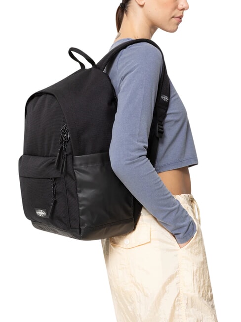 ICON PAKR Mochila sobre negro - Mochilas Escuela & Tiempo Libre