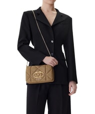 LOVE MOSCHINO EMBOSSED Bolso de hombro, doble portabilidad arena - Bolsos Mujer - 2