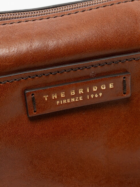 CECILIA Bolso de hombro de piel. BROWN - Bolsos Mujer