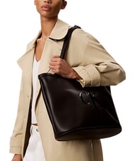 CALVIN KLEIN BOLD CK Bolso de compras, bolso de hombro En negro - Bolsos Mujer - 2