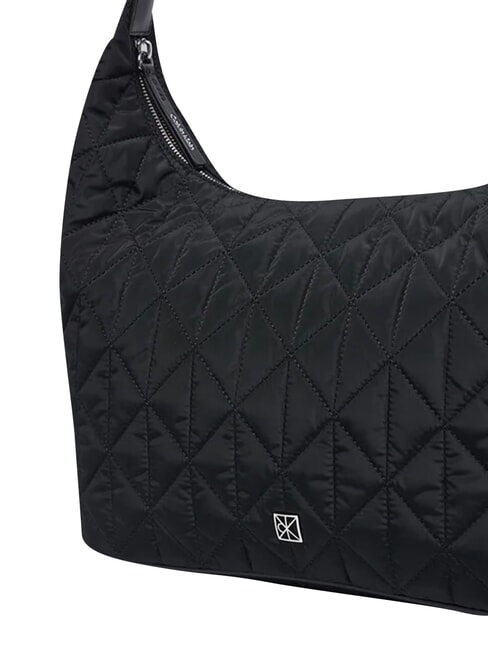 QUILTED NYLON Bolso de hombro En negro - Bolsos Mujer