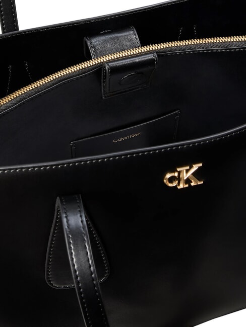 CK MEDIUM  El bolso de hombro En negro - Bolsos Mujer