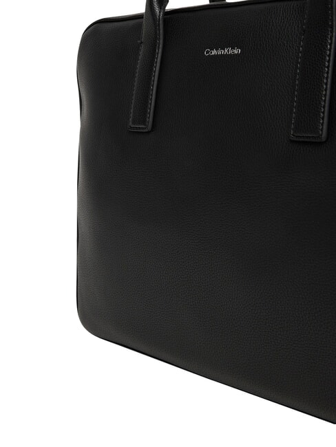 RAISED Bolso para port&aacute;til con correa para el hombro. En negro - Maletines de Trabajo