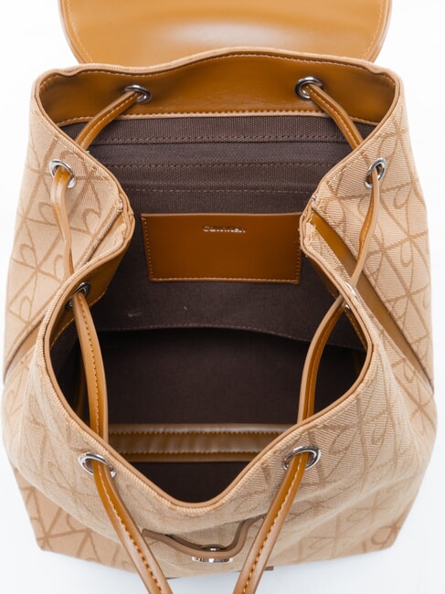 EMBLEM AOP Mochila con bolsillo interior tallo de ma&iacute;z/tbd aop jqd - Bolsos Mujer