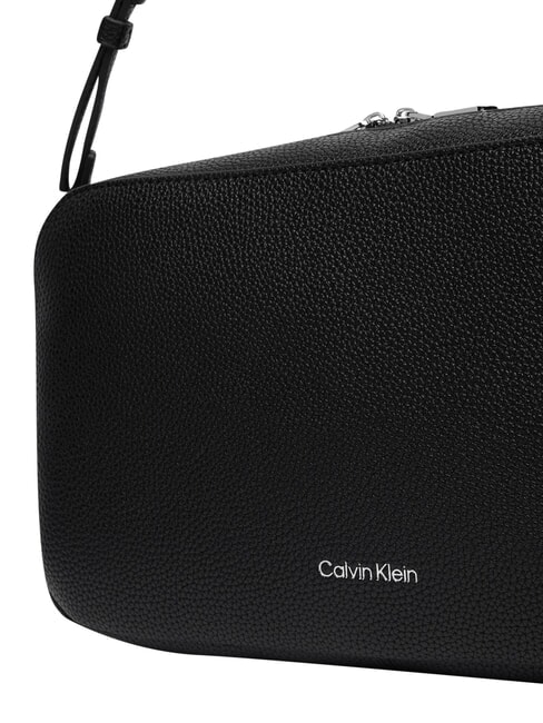 WEBBING Bolso de hombro con correa para el hombro. En negro - Bolsos Mujer