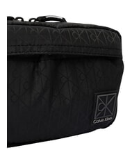 CALVIN KLEIN EMBLEM AOP Estuche de belleza En negro - Neceser - 4
