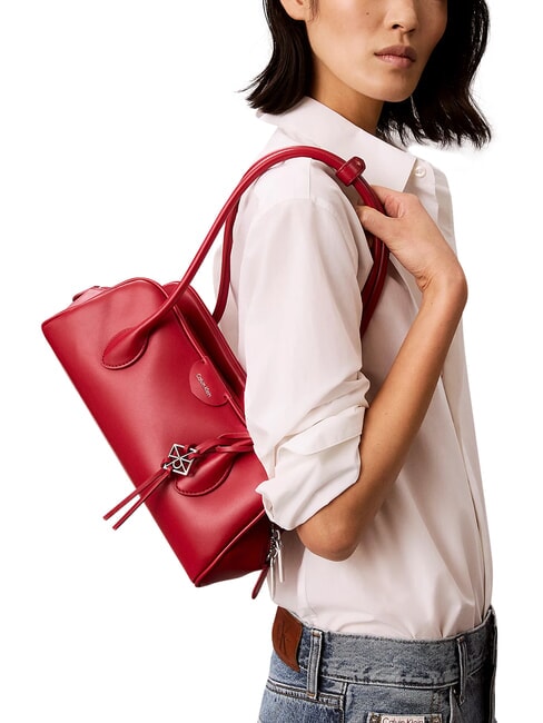 EMBOSSED LOGO BUSINE Bolso de hombro vino de Burdeos - Bolsos Mujer