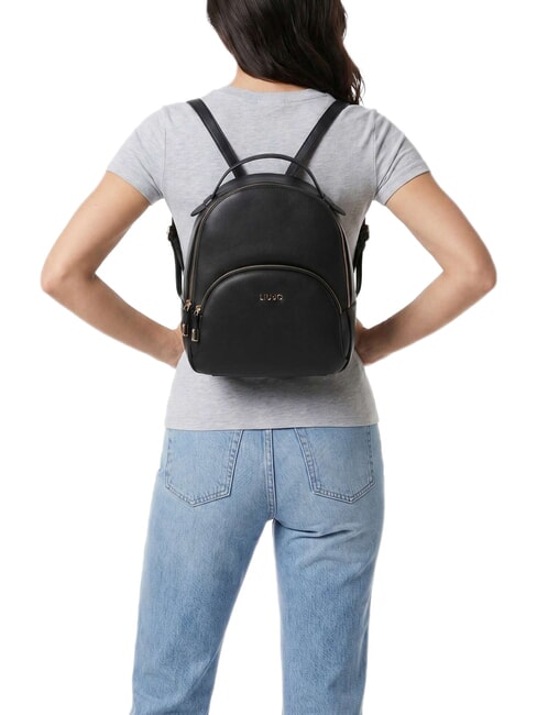 MANHATTAN Mochila con bolsillo frontal NEGRO - Bolsos Mujer