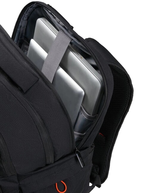 AT WORK NXT Mochila de viaje con soporte para port&aacute;til de 14 pulgadas. NEGRO - Mochilas Escuela & Tiempo Libre