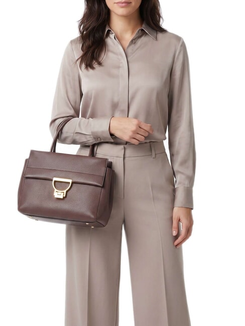 ARLETTIS Bolso de mano de piel martillada baya - Bolsos Mujer