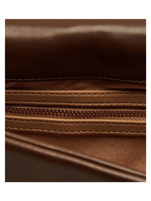 EMBOSSED QUILTED Bolso de hombro acolchado marr&oacute;n - Bolsos Mujer