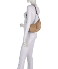 LIUJO CIRRY Bolso de hombro mediano con charm camello - Bolsos Mujer - 6