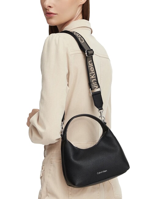 WEBBING Minibolso con correa para el hombro En negro - Bolsos Mujer
