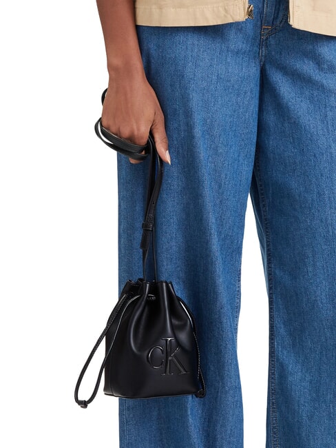 BOLD CK Mini bolso de hombro tipo cubo En negro - Bolsos Mujer