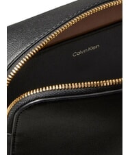 CALVIN KLEIN EMBOSSED LOGO Mini bolso de hombro En negro - Bolsos Mujer - 4