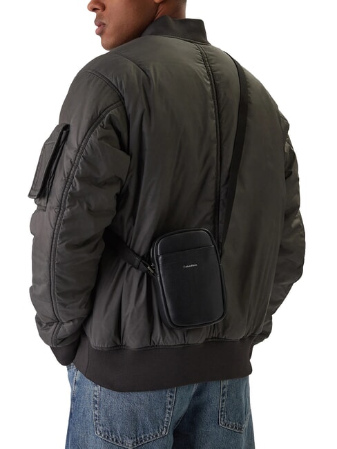 RAISED  En negro - Bandoleras Hombre