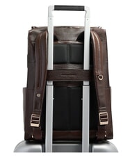 PIQUADRO PATRICIA Mochila para port&aacute;til de 15,6" en piel. BROWN - Bolsos Mujer - 3