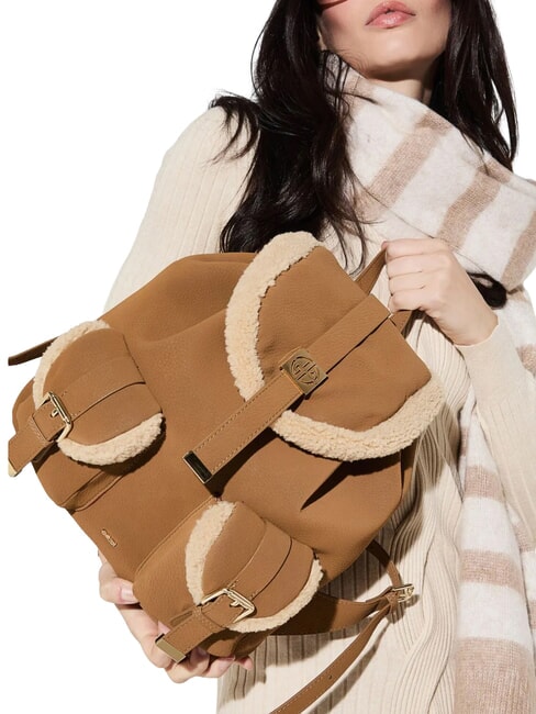 LYNN Mochila con bolsillos y logo met&aacute;lico bronceado - Bolsos Mujer
